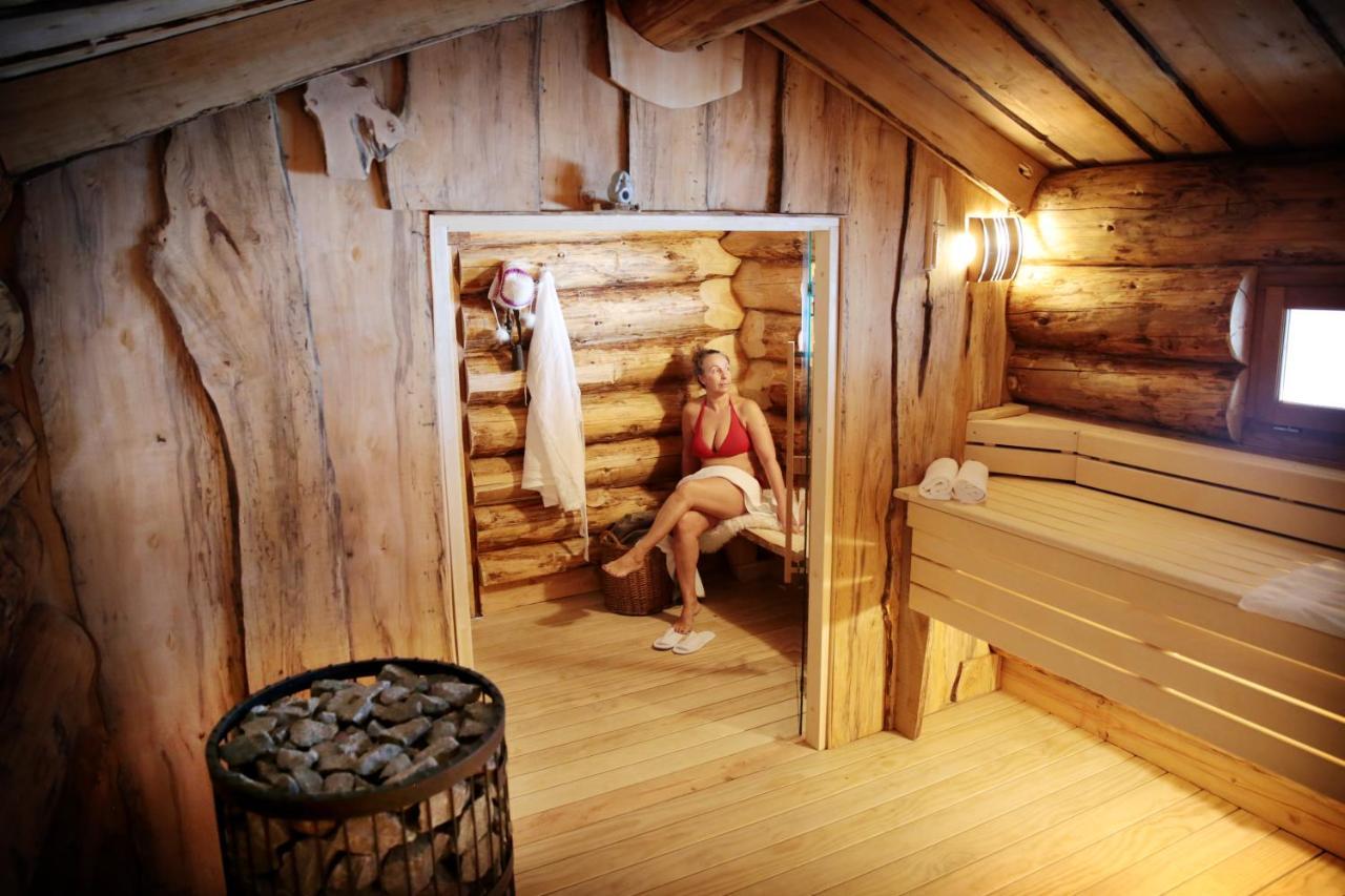 Logis Hotel Restaurant De La Poste Et Spa De Montagne ル・ボノム エクステリア 写真