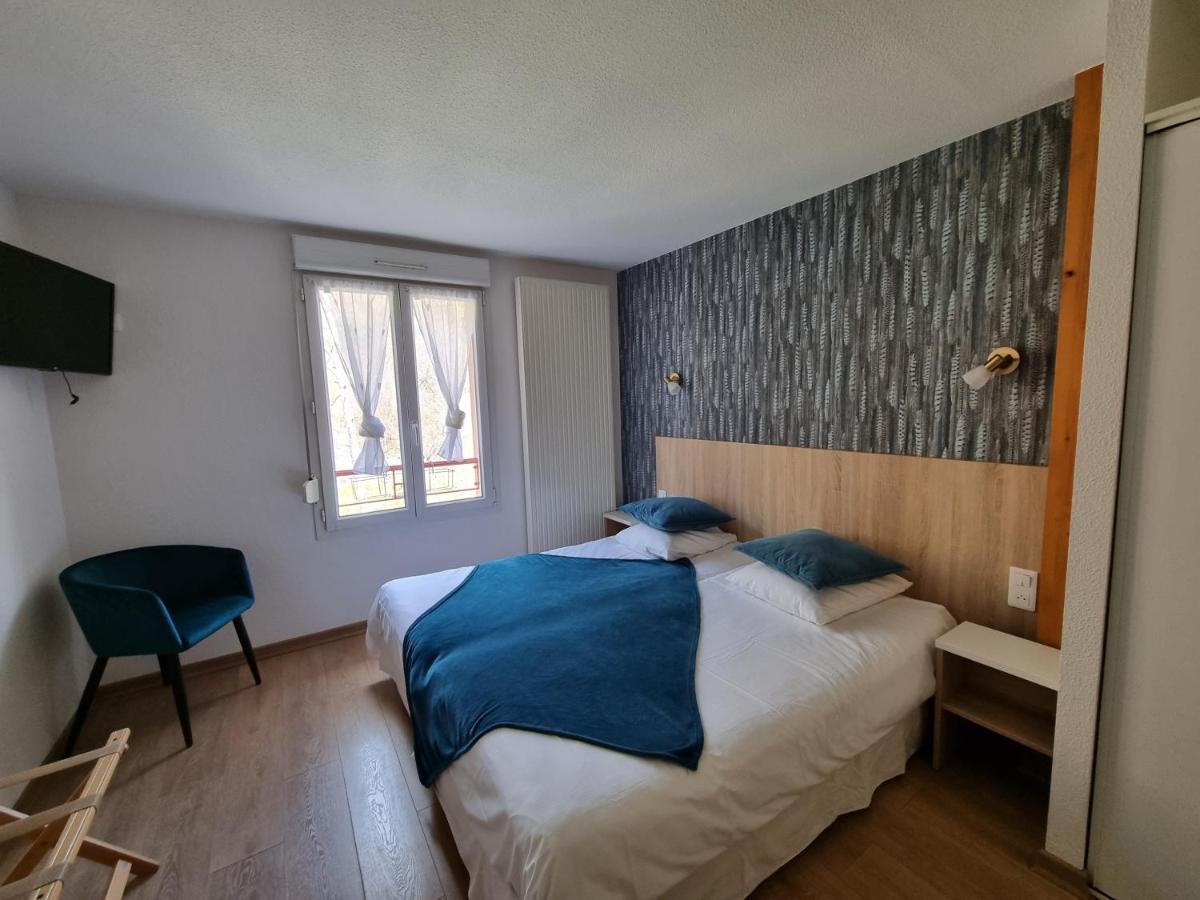 Logis Hotel Restaurant De La Poste Et Spa De Montagne ル・ボノム エクステリア 写真