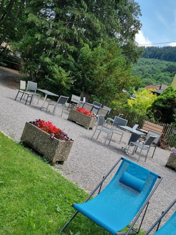 Logis Hotel Restaurant De La Poste Et Spa De Montagne ル・ボノム エクステリア 写真