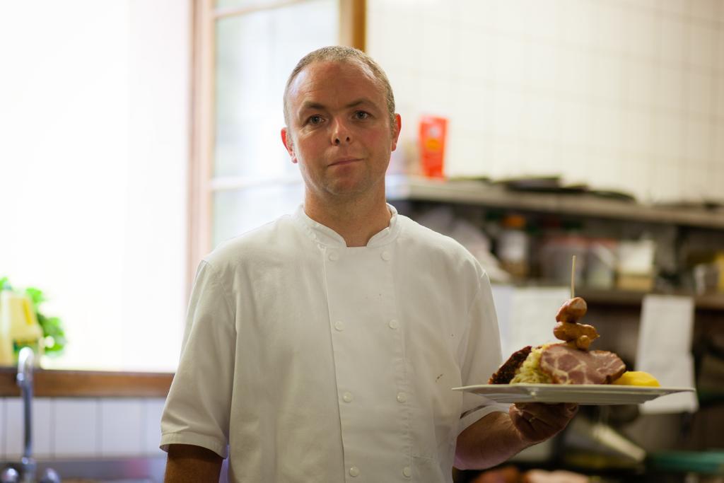 Logis Hotel Restaurant De La Poste Et Spa De Montagne ル・ボノム エクステリア 写真